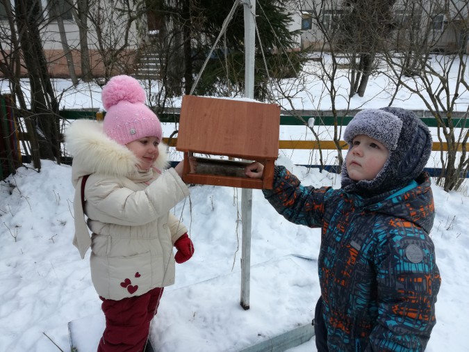 Мы ждем вас пташечки, летите к нам. Акция «Кормушка для пичужки» Мы ждем вас пташечки, летите к нам.