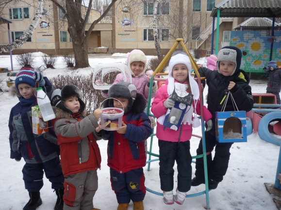 Поможем птицам Акция «Кормушка для пичужки» Поможем птицам