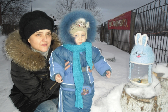 Оригинальная кормушка. Акция «Кормушка для пичужки» Оригинальная кормушка.