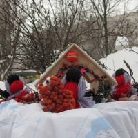 Снегири прилетели. Снегири прилетели.