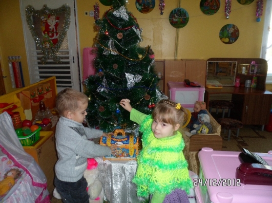 Украсим группу к Новому году! Фото Украсим группу к Новому году!