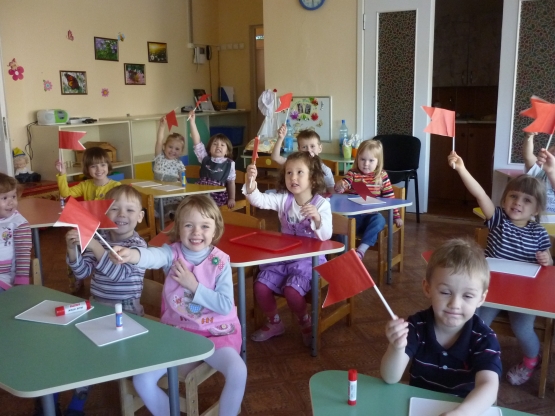 Интегрированное занятие во II младшей группе по ФКЦМ «1 Мая» Фото Интегрированное занятие во II младшей группе по ФКЦМ «1 Мая»