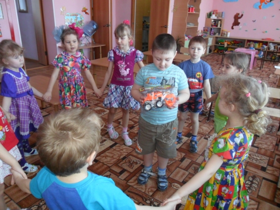 «Ситуация письменной речи» в старшей группе. Фото «Ситуация письменной речи» в старшей группе.