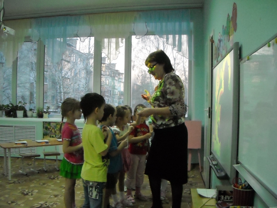 Конспект по формированию элементарных математических представлений у детей старшей группы с использованием ИКТ Фото Конспект по формированию элементарных математических представлений у детей старшей группы с использованием ИКТ