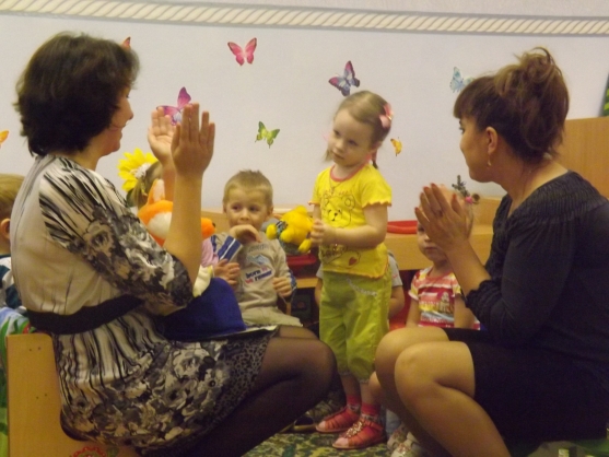 «Поиски колобка». Открытое занятие по подвижным играм с участием родителей Фото «Поиски колобка». Открытое занятие по подвижным играм с участием родителей