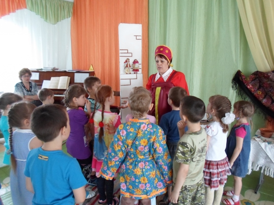 Конспект НОД по патриотическому воспитанию «Посиделки в русской избе» Фото Конспект НОД по патриотическому воспитанию «Посиделки в русской избе»