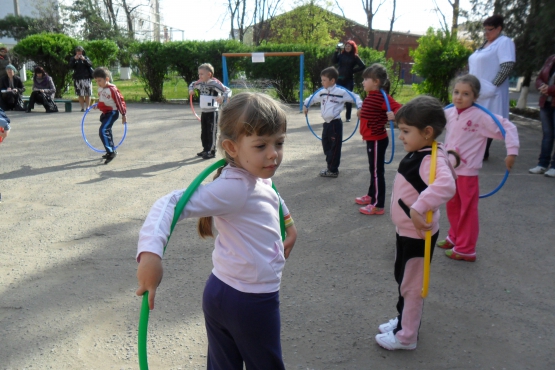 Конспект открытого занятия с детьми 5–6 лет «Оптимизации двигательной активности детей на физкультурных занятиях» Фото Конспект открытого занятия с детьми 5–6 лет «Оптимизации двигательной активности детей на физкультурных занятиях»