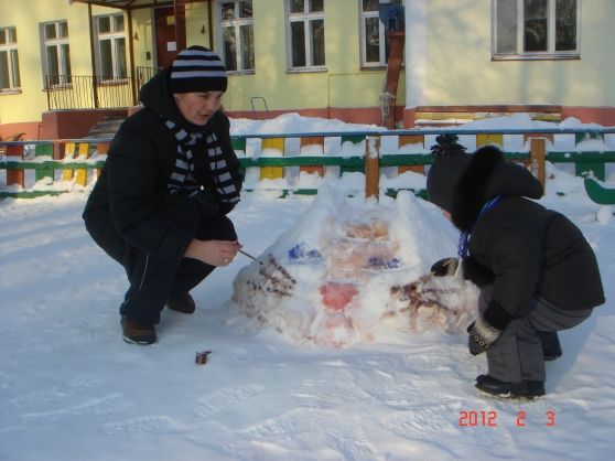 Снежные постройки. Фото Снежные постройки.
