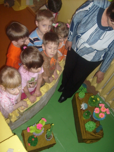 Природная тропа в здании детского сада Фото Природная тропа в здании детского сада