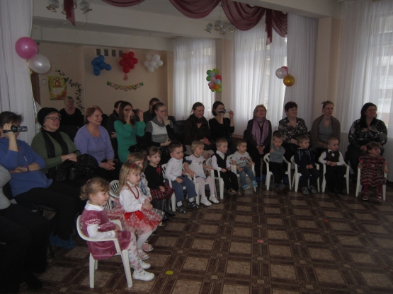 Совместный досуг для детей первой младшей группы с мамами Фото Совместный досуг для детей первой младшей группы с мамами