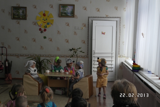 Развитие коммуникативных умений у детей младшего дошкольного возраста средствами театрализованной деятельности (из опыта работы) Фото Развитие коммуникативных умений у детей младшего дошкольного возраста средствами театрализованной деятельности (из опыта работы)