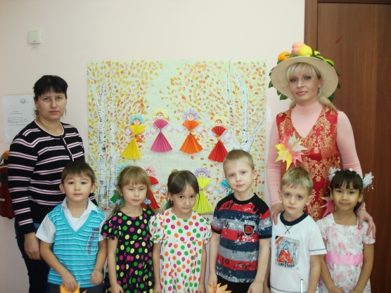 «Осенний хоровод» (занятие по ИЗО и ручному труду) (Автор идеи: Елена Тыняная) Фото «Осенний хоровод» (занятие по ИЗО и ручному труду) (Автор идеи: Елена Тыняная)