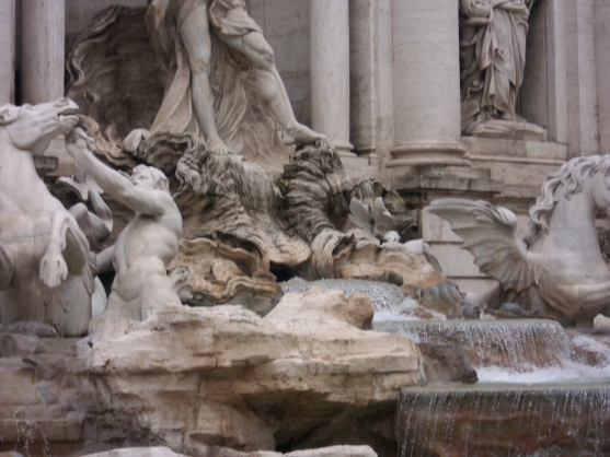Trevi — Фонтан желаний Фото Trevi — Фонтан желаний