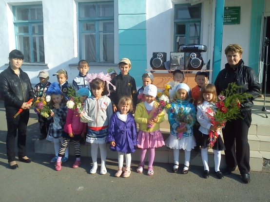 Наш «Светлячок» в школе №2. Фото Наш «Светлячок» в школе №2.