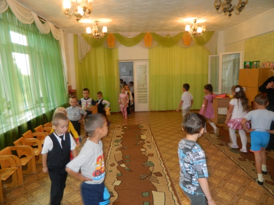 Свято «День знань» Фото Праздник «День знаний»