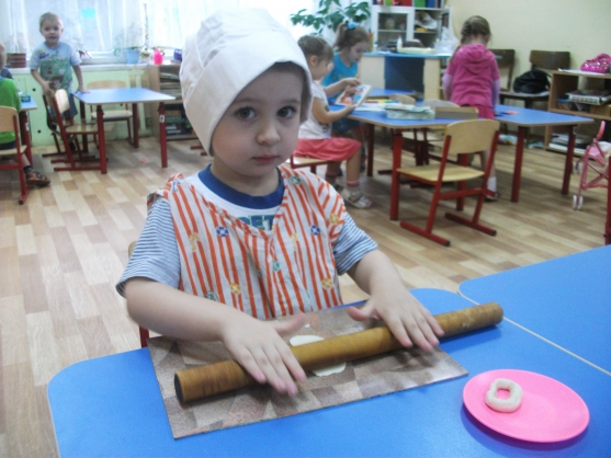 Тестопластика. Работы детей второй младшей группы (фото детей с согласия родителей) Фото Тестопластика. Работы детей второй младшей группы (фото детей с согласия родителей)