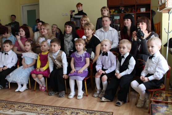 Семейные посиделки в детском саду. Из работы с родителями. Фото Семейные посиделки в детском саду. Из работы с родителями.