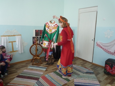 Экскурсия в музей русской избы. Фото Экскурсия в музей русской избы.