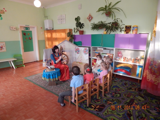 Конспект НОД по приобщению детей к истокам русской народной культуры «В гостях у рукодельницы» в разновозрастной группе Фото Конспект НОД по приобщению детей к истокам русской народной культуры «В гостях у рукодельницы» в разновозрастной группе