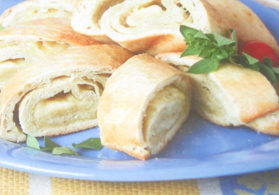Рулет с сыром. Фото Рулет с сыром.