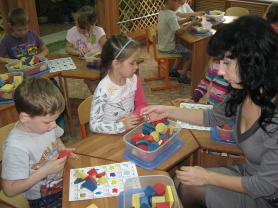 «Funny zoo» из логических блоков Дьенеша. Обучение английскому языку Фото «Funny zoo» из логических блоков Дьенеша. Обучение английскому языку