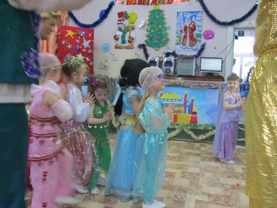 Сценка восточное поздравление Сценка восточное поздравление