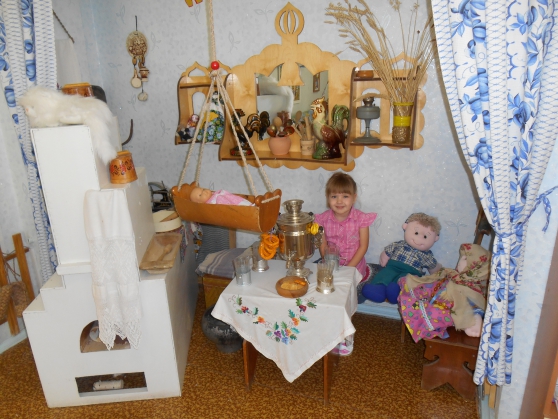 Мини-музей патриотического воспитания «Красна изба» Фото Мини-музей патриотического воспитания «Красна изба»