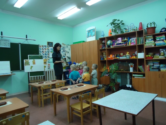 Занятие по математике во второй младшей группе «Наш колобок путешественник» Фото Занятие по математике во второй младшей группе «Наш колобок путешественник»
