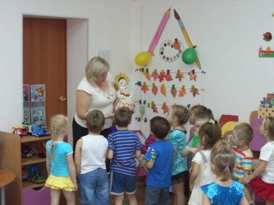 «Нарядная Барышня». Конспект НОД для детей средней группы (декоративно-прикладное искусство) Фото «Нарядная Барышня». Конспект НОД для детей средней группы (декоративно-прикладное искусство)