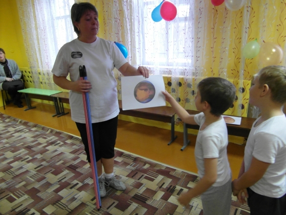 Сценарий спортивного развлечения для детей старшей группы Фото Сценарий спортивного развлечения для детей старшей группы