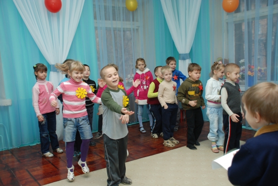Спортивний захід «Веселі старти», заключний етап проекту. фото Спортивное мероприятие «Веселые старты», заключительный этап проекта.