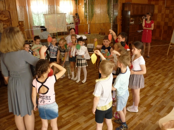Упражнения развитие дыхания с различными предметами (продолжение). Фото Упражнения развитие дыхания с различными предметами (продолжение).