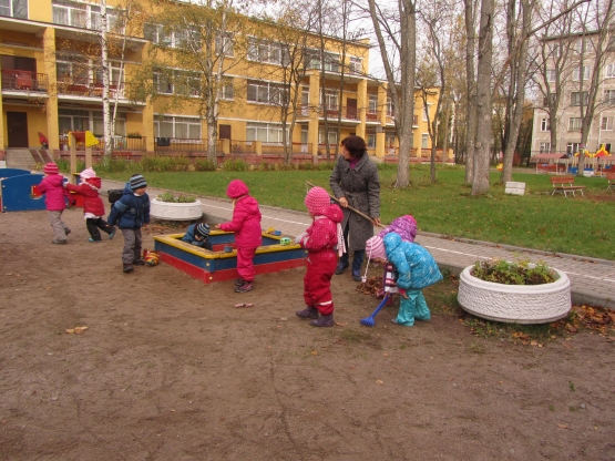Занятие в детском саду на тему «Труд объединяет людей» Фото Занятие в детском саду на тему «Труд объединяет людей»