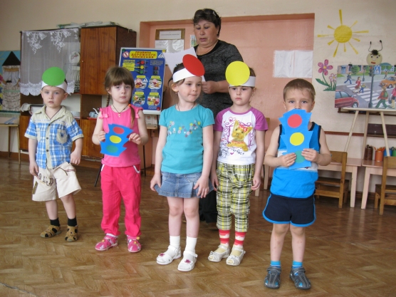 Занятие по правилам дорожного движения в младшей группе Фото Занятие по правилам дорожного движения в младшей группе
