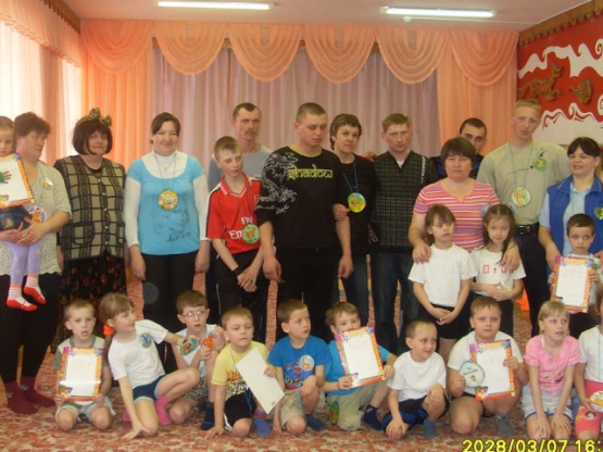Из опыта работы воспитателя Андреевой Анны Александровны с родителями воспитанников по здоровьесбережению. Фото Из опыта работы воспитателя Андреевой Анны Александровны с родителями воспитанников по здоровьесбережению.