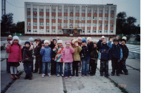 Целевая прогулка «Дорога в школу» Фото Целевая прогулка «Дорога в школу»