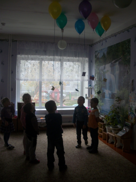 Конспект открытого математического занятия в старшей группе «Путешествие в страну сказочных героев» Фото Конспект открытого математического занятия в старшей группе «Путешествие в страну сказочных героев»