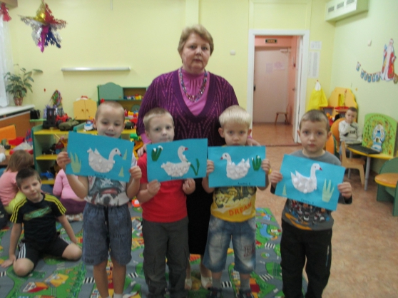 Аппликация «Лебедь» Фото Аппликация «Лебедь»
