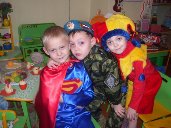 Новогодние утренники в детском саду. Фото Новогодние утренники в детском саду.