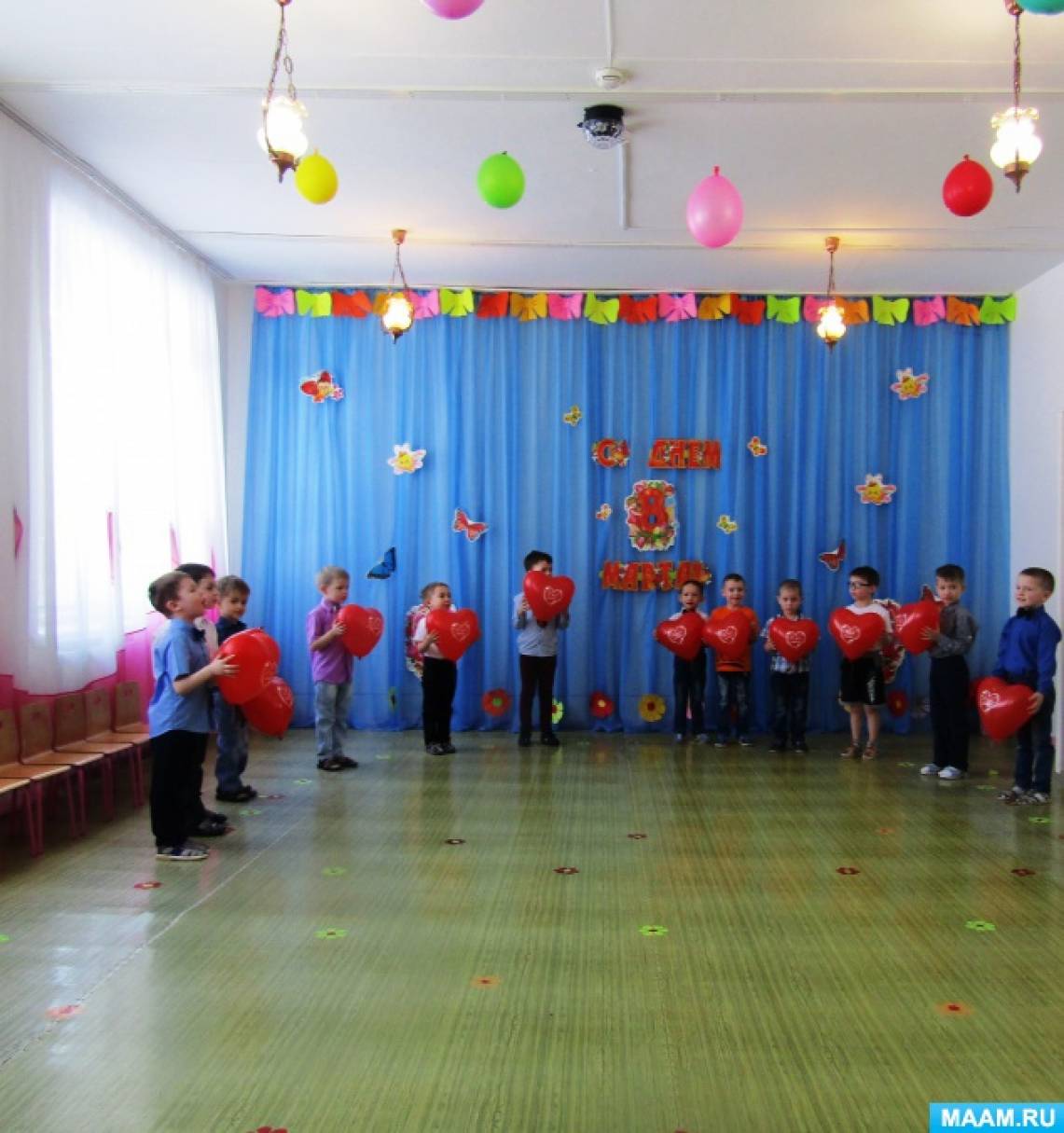 Встреча в кафе «Весеннее ассорти». Фотоотчёт о празднике 8 марта в старшей группе Фото Встреча в кафе «Весеннее ассорти». Фотоотчёт о празднике 8 марта в старшей группе