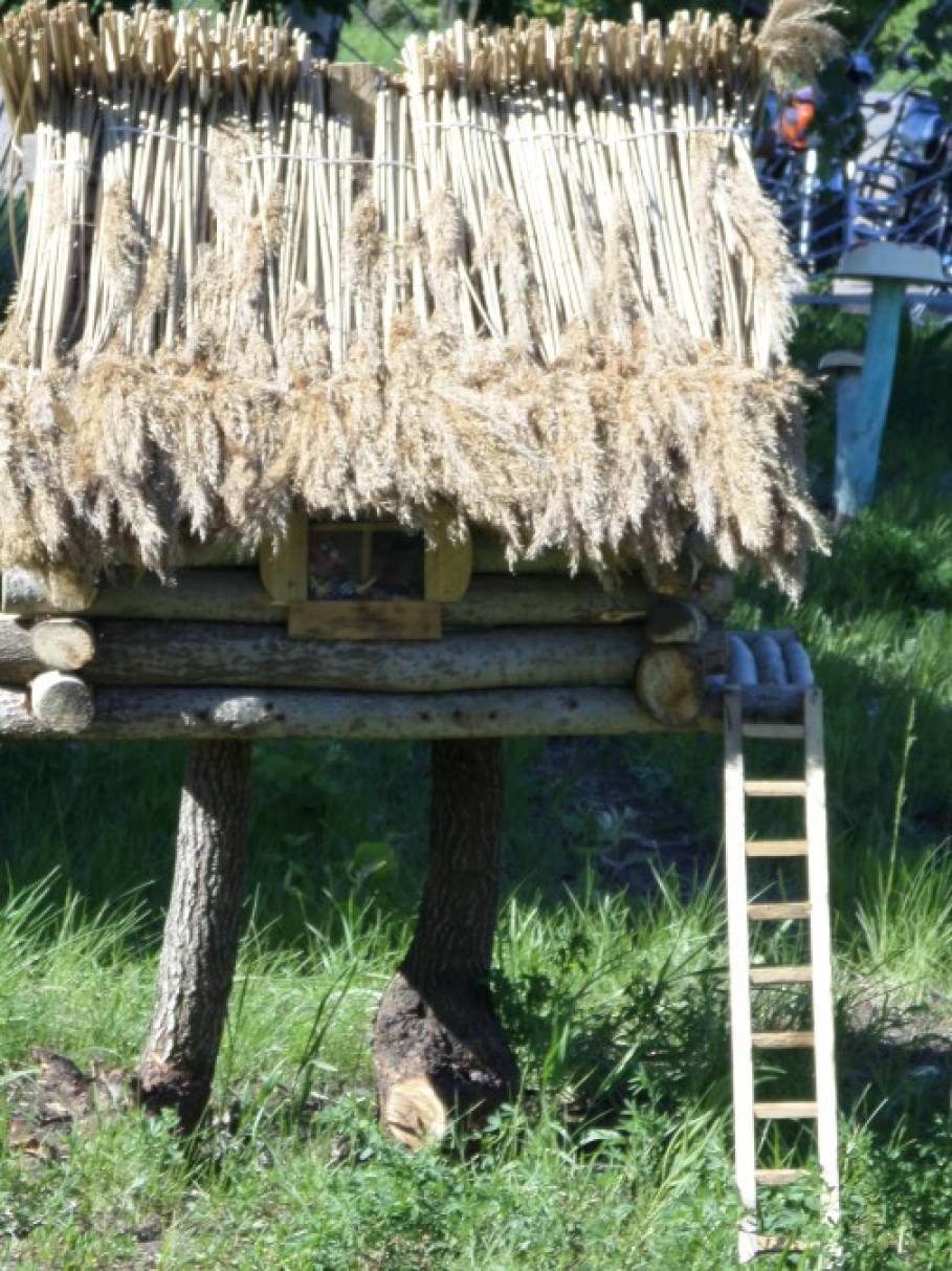 Поделки из дерева и фанеры для сада своими руками, фото 52 Поделки из дерева и фанеры для сада своими руками, фото 56