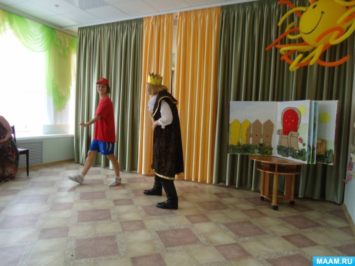 Сюрпризный момент к выпускному «Вовка в Тридевятом царстве» Фото Сюрпризный момент к выпускному «Вовка в Тридевятом царстве»