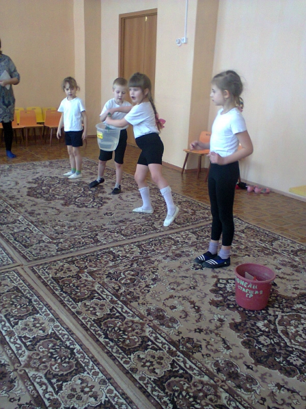 «Пожарная дружина». Спортивное развлечение для детей старшего дошкольного возраста Фото «Пожарная дружина». Спортивное развлечение для детей старшего дошкольного возраста