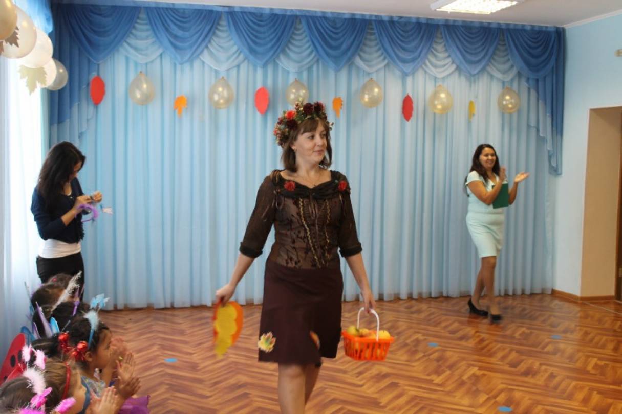 Мир оперы - Оперные певицы МБУ Школа 90 - Главная