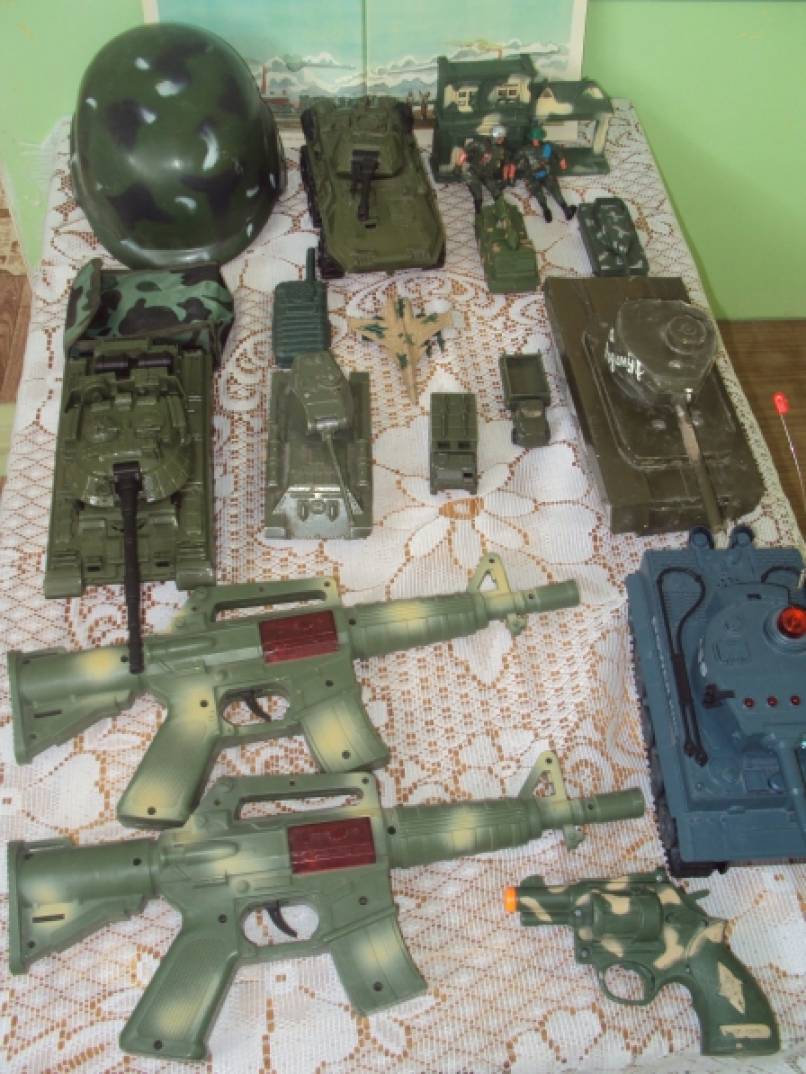 Выставка «Военная техника» Фото Выставка «Военная техника»