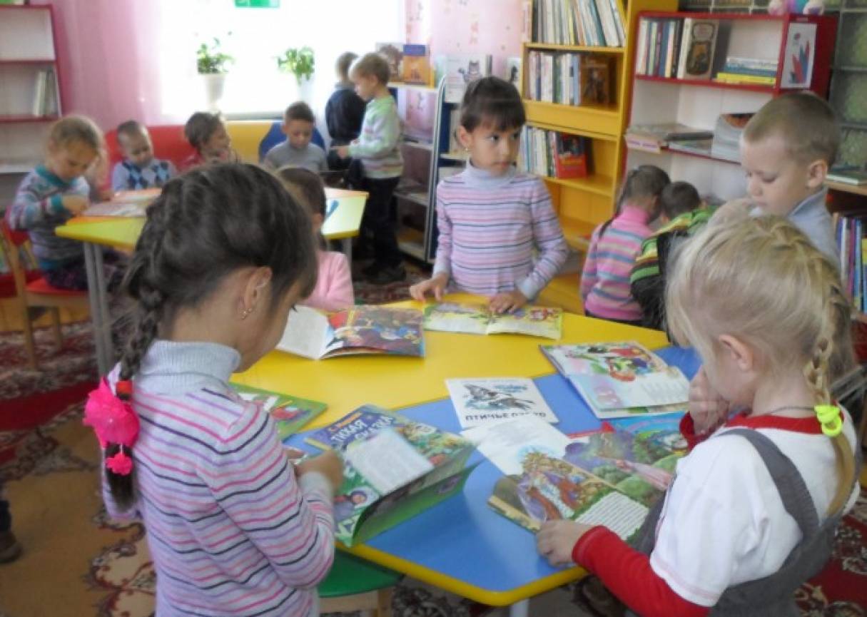 Консультація для батьків «Чи потрібно сьогодні читання? Для чого читання потрібно Вашій дитині? »Фото Консультация для родителей «Нужно ли сегодня чтение? Для чего чтение нужно Вашему ребенку?»