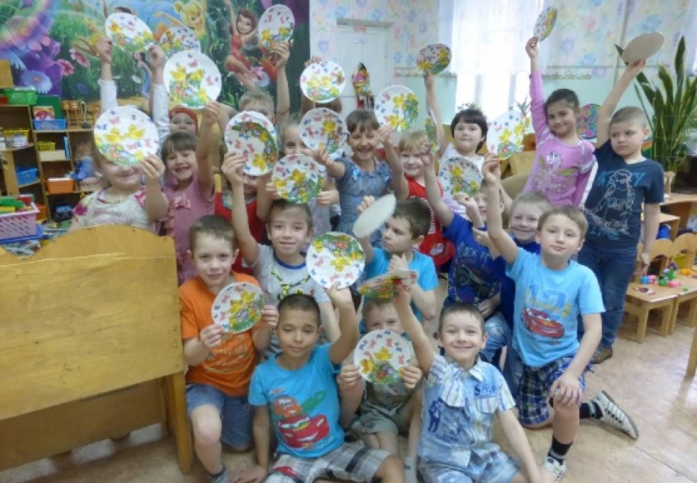 Декупаж тарілочок до великодня Фото Декупаж тарелочек к пасхе