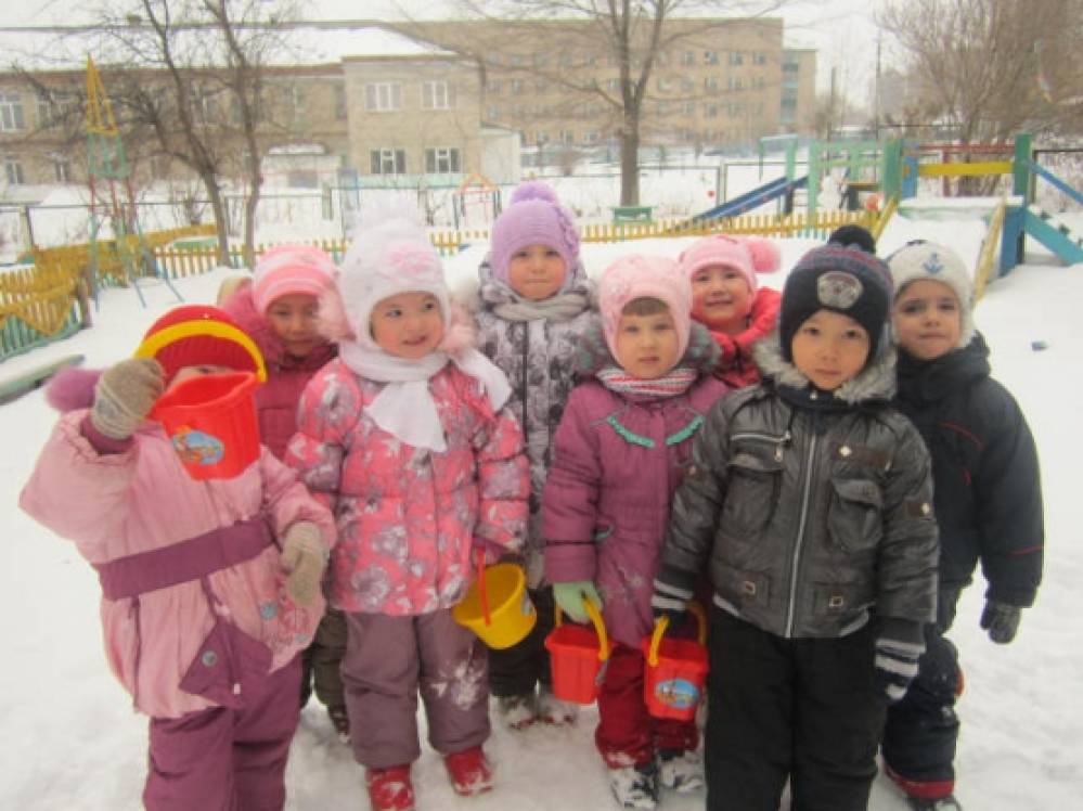 Игры со снегом, средняя группа Фото Игры со снегом, средняя группа