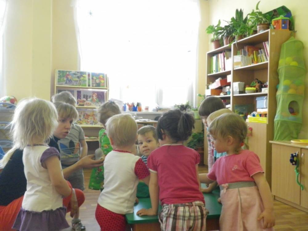 «Где обедал,  воробей? » Конспект непосредственно образовательной деятельности с детьми первой младшей группы