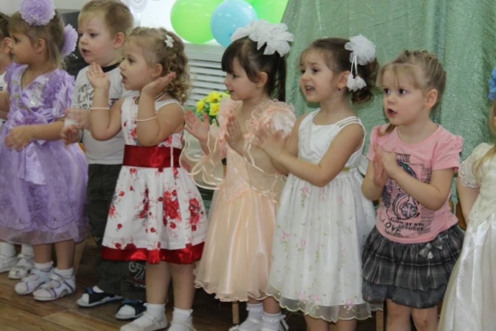 Поздравляем наших мам! Фото Поздравляем наших мам!